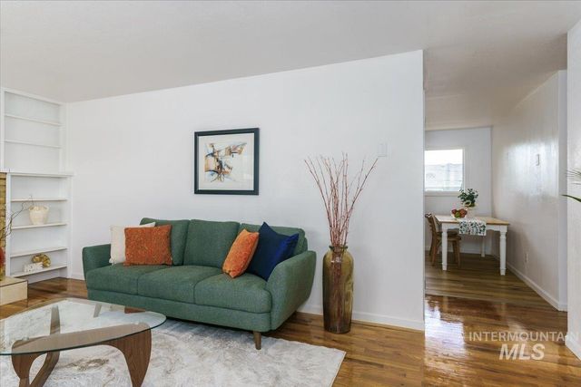 511 E Poplar St, Pocatello, ID 83201