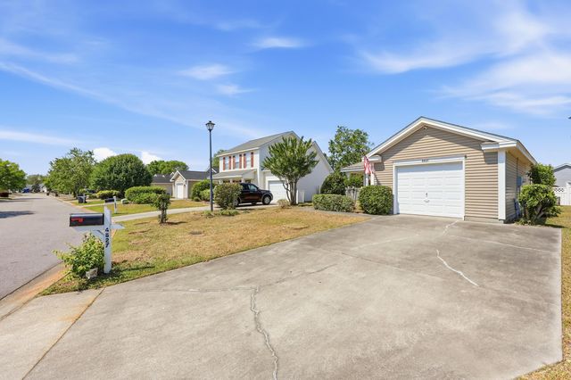 4827 Brookside Ln., Myrtle Beach, SC 29579