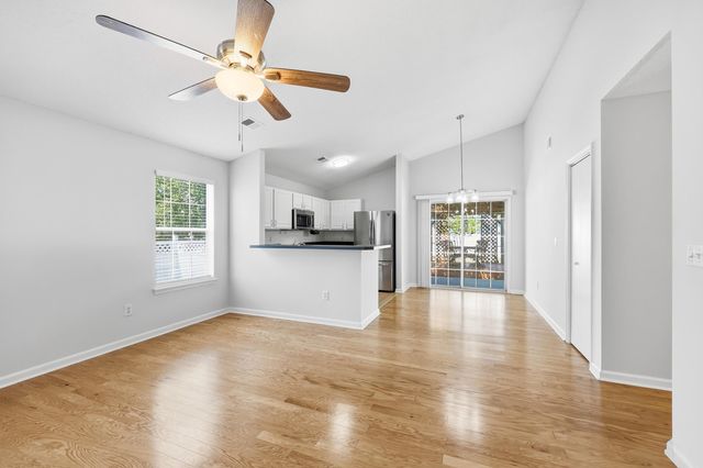 4827 Brookside Ln., Myrtle Beach, SC 29579