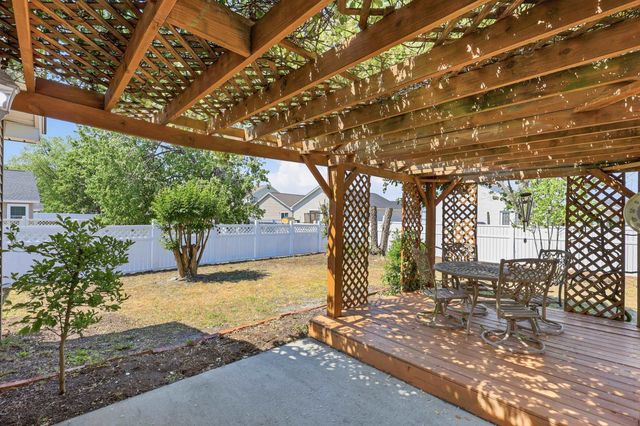 4827 Brookside Ln., Myrtle Beach, SC 29579