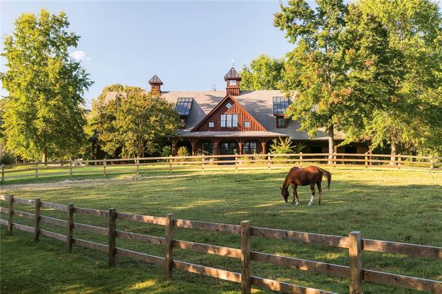 Lot 160 Club House Drive, Sunset, SC 29685