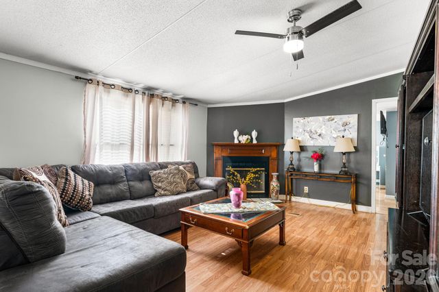 1817 Ellick Drive, Newton, NC 28658