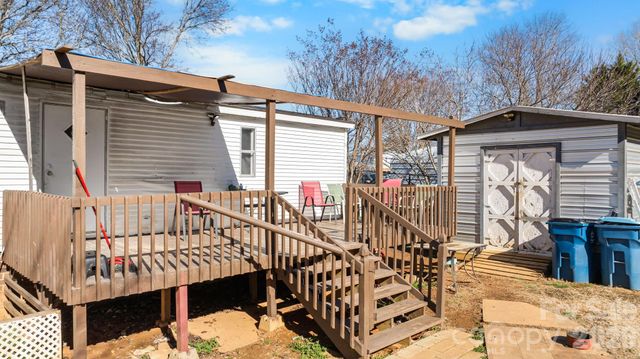 1817 Ellick Drive, Newton, NC 28658