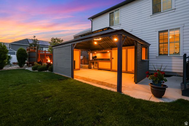 7537 W SAGE GRASS LN, Herriman, UT 84096