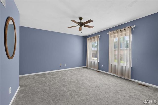 2739 Cripple Creek Drive, Oakville, MO 63129