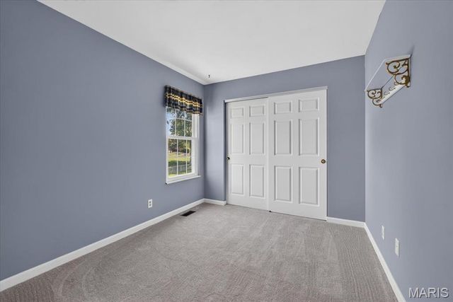 2739 Cripple Creek Drive, Oakville, MO 63129