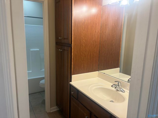 14413 Birkdale Circle, Athens, AL 35613