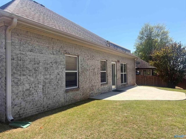 14413 Birkdale Circle, Athens, AL 35613