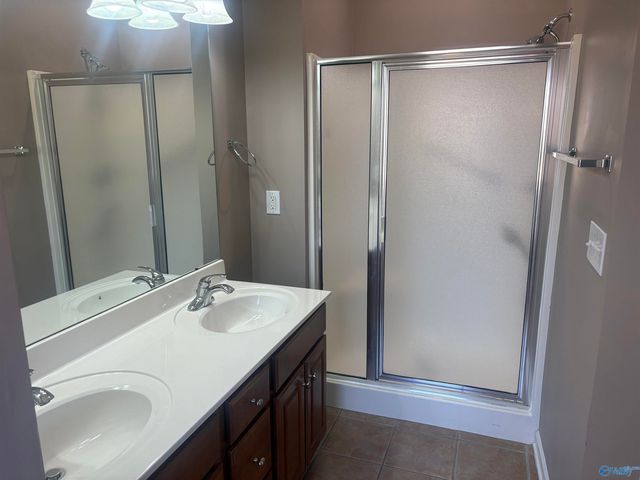 14413 Birkdale Circle, Athens, AL 35613