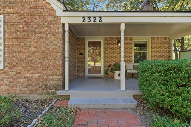 2322 Carnation Avenue, Fort Worth, TX 76111