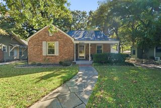 2322 Carnation Avenue, Fort Worth, TX 76111