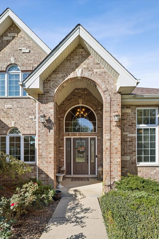8675 Hotchkiss Drive, Frankfort, IL 60423 — photo 4