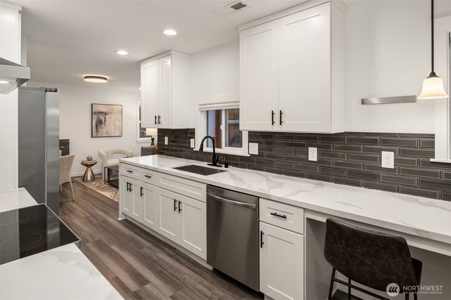 3017 15th Avenue S, Seattle, WA 98144