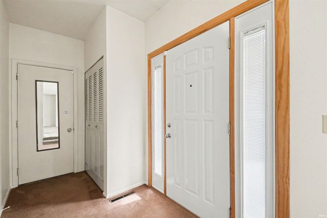 5601 Cape Cod Lane, South Bend, IN 46614