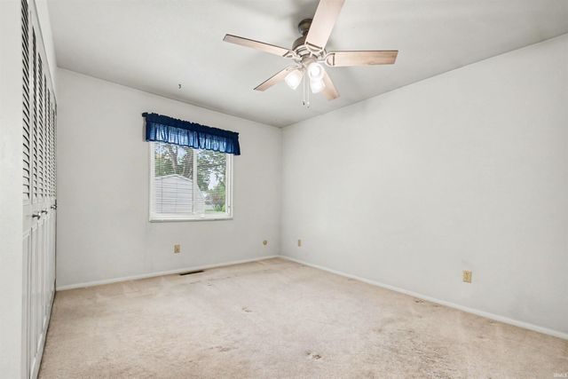 5601 Cape Cod Lane, South Bend, IN 46614
