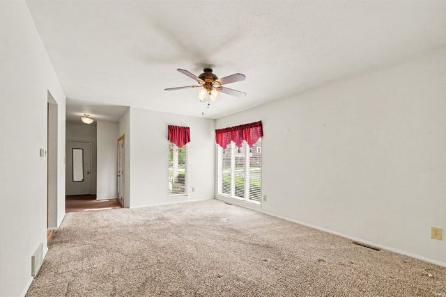 5601 Cape Cod Lane, South Bend, IN 46614