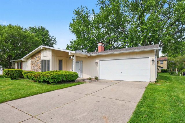5601 Cape Cod Lane, South Bend, IN 46614