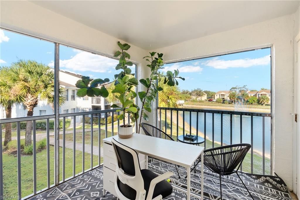 161 Santa Clara DR 10, NAPLES, FL 34104 — photo 3