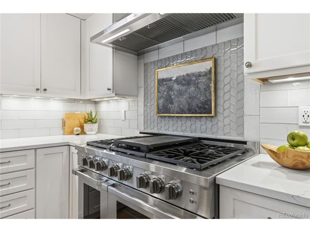 6367 E Jamison Cir N, Centennial, CO 80112