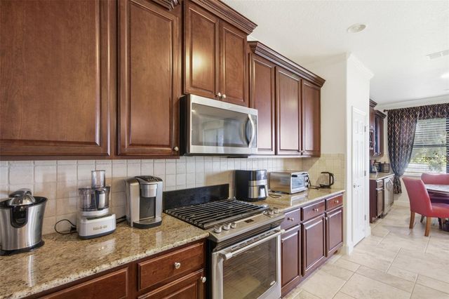 125 LA CRESTA COURT, Davenport, FL 33837