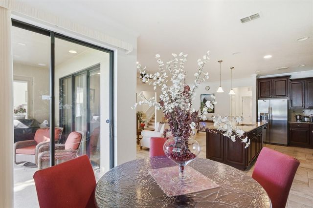 125 LA CRESTA COURT, Davenport, FL 33837