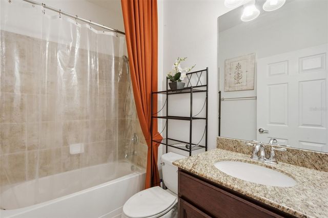 125 LA CRESTA COURT, Davenport, FL 33837
