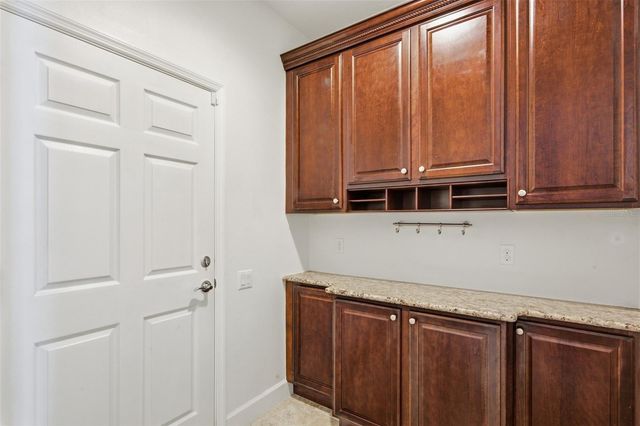 125 LA CRESTA COURT, Davenport, FL 33837