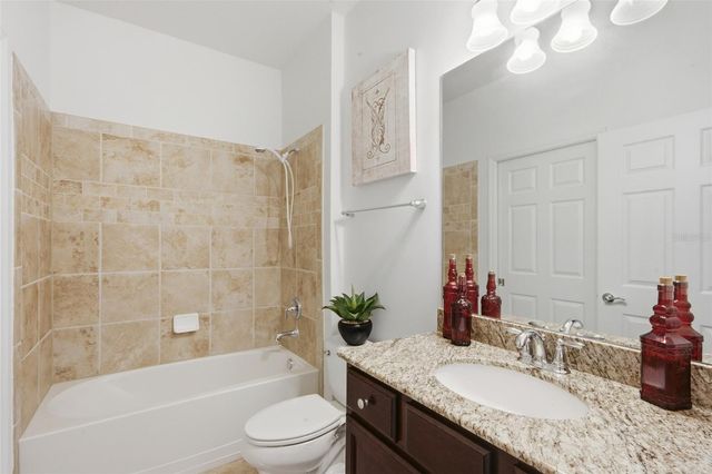 125 LA CRESTA COURT, Davenport, FL 33837