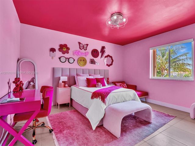 8052 NW 161st Terrace, Miami Lakes, FL 33016