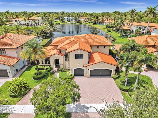 8052 NW 161st Terrace, Miami Lakes, FL 33016