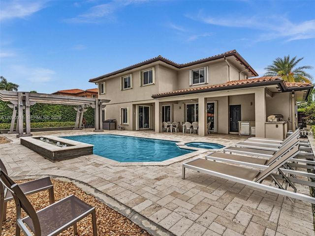 8052 NW 161st Terrace, Miami Lakes, FL 33016