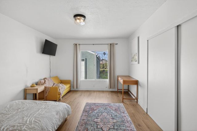 3433 22nd Ave, Sacramento, CA 95820