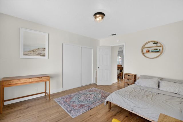 3433 22nd Ave, Sacramento, CA 95820