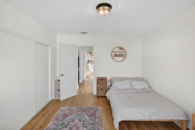 3433 22nd Ave, Sacramento, CA 95820