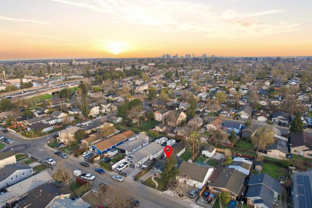 3433 22nd Ave, Sacramento, CA 95820