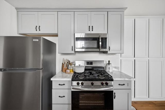 3433 22nd Ave, Sacramento, CA 95820