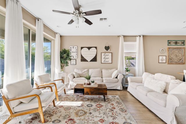 7915 S 23RD Way, Phoenix, AZ 85042