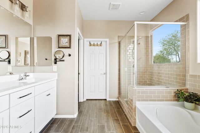 7915 S 23RD Way, Phoenix, AZ 85042