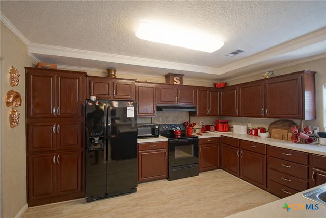 73 Rose Way, Victoria, TX 77905