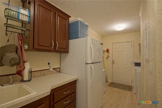 73 Rose Way, Victoria, TX 77905