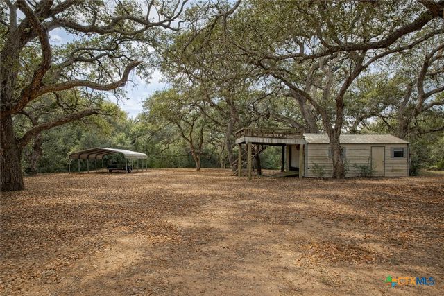 73 Rose Way, Victoria, TX 77905