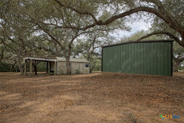 73 Rose Way, Victoria, TX 77905