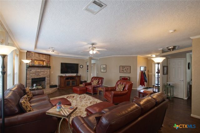 73 Rose Way, Victoria, TX 77905