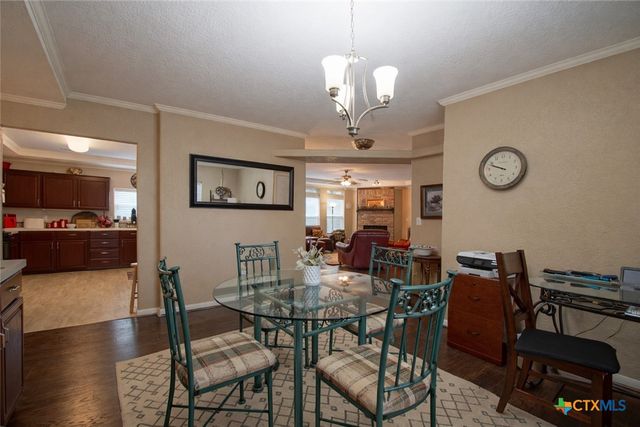 73 Rose Way, Victoria, TX 77905