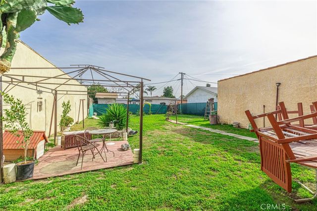 1000 N Mayo, Compton, CA 90221