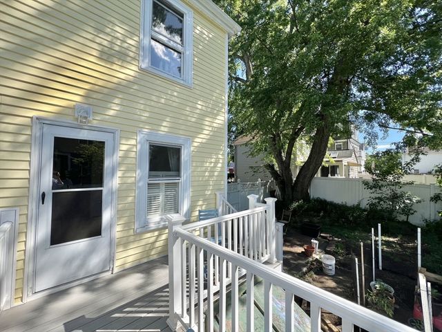 16 Richardson 16, Winchester, MA 01890