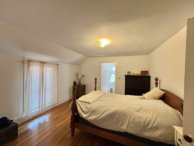 16 Richardson 16, Winchester, MA 01890