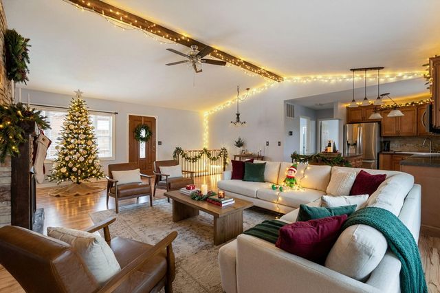 51 Cherokee Drive, Kimberling City, MO 65686