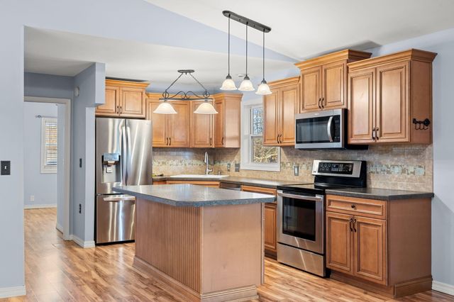 51 Cherokee Drive, Kimberling City, MO 65686