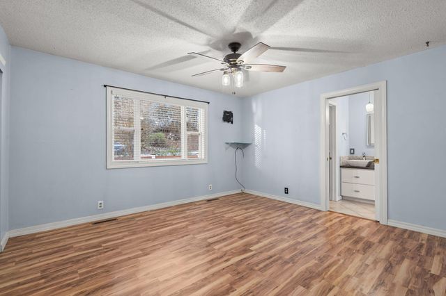 51 Cherokee Drive, Kimberling City, MO 65686